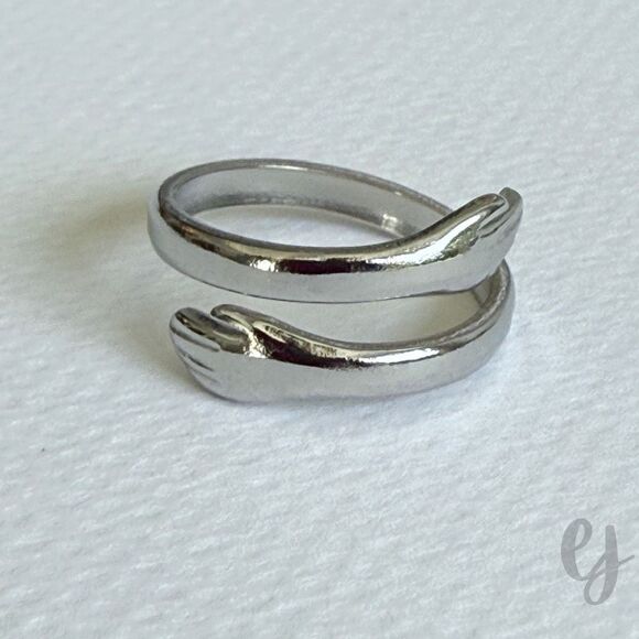 2 Matching Hugging Hands Adjustable His & Hers Ring Love Hug Rings Pair Set NEW - Picture 6 of 10